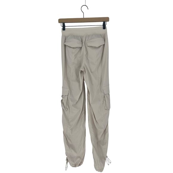Lululemon Dance Studio Relaxed-Fit Mid-Rise Cargo Pant - Picture 8 of 10